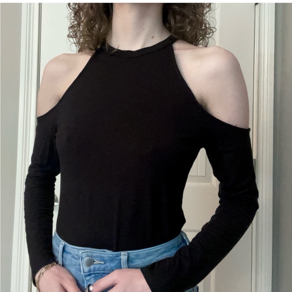 H&M black cold shoulder cutout stretchy long sleeve top